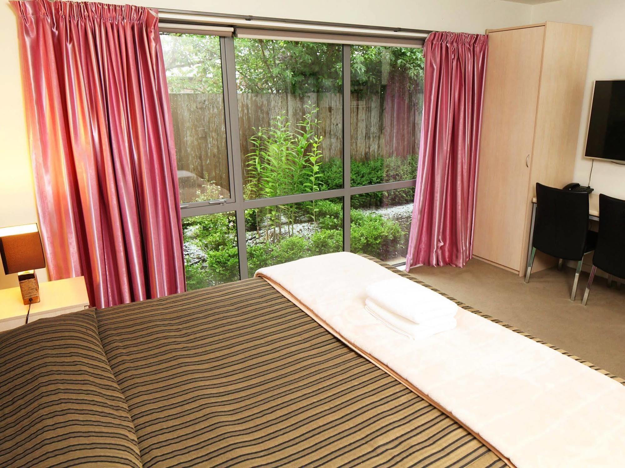 Alpha Motel Christchurch Eksteriør bilde