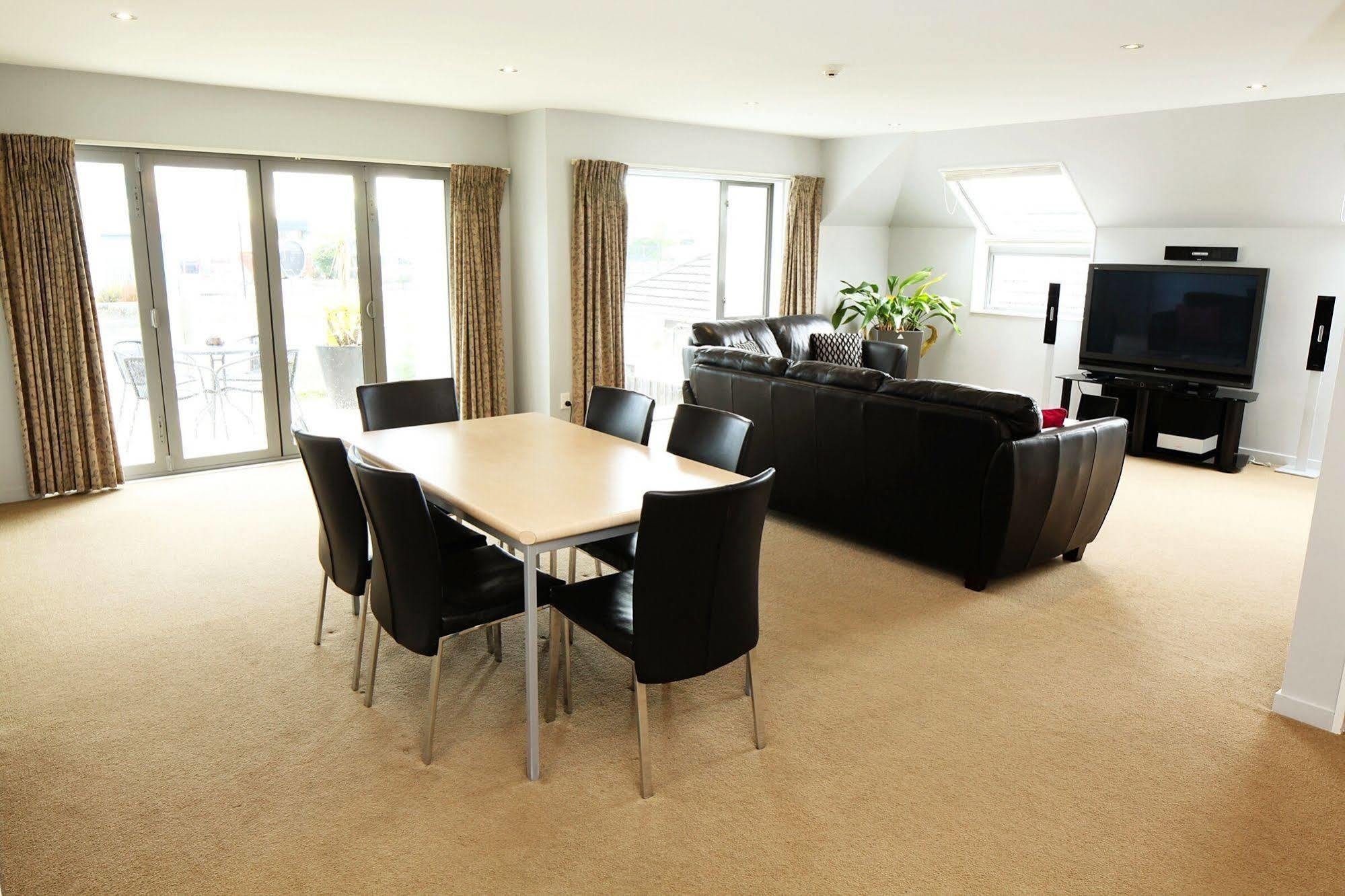 Alpha Motel Christchurch Eksteriør bilde